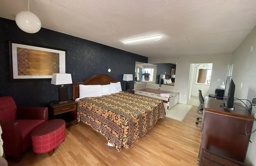 Royal Lodge-1